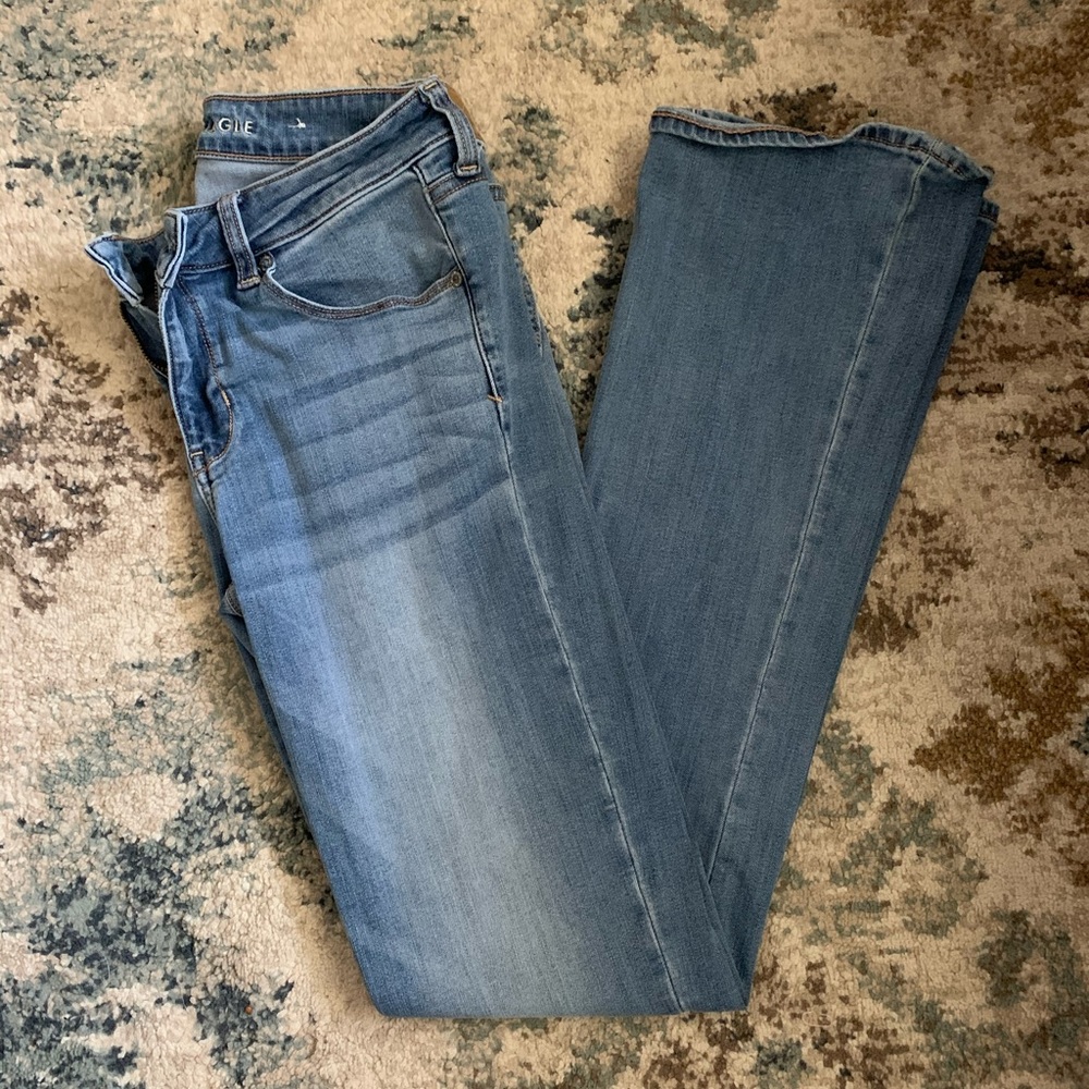 American Eagle Skinny Kick Jeans